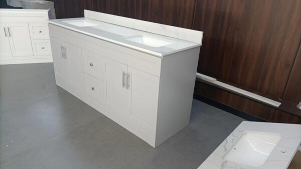 60" MDF vanity - Image 6