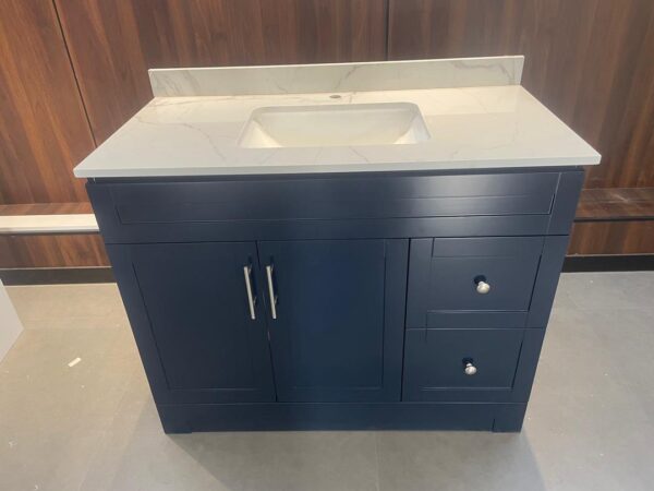 42" MDF vanity - Image 7